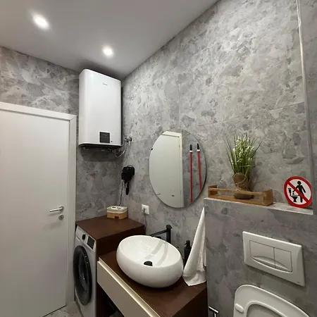 Golem, Durres Beachside Family Appartement Golem (Tirana)